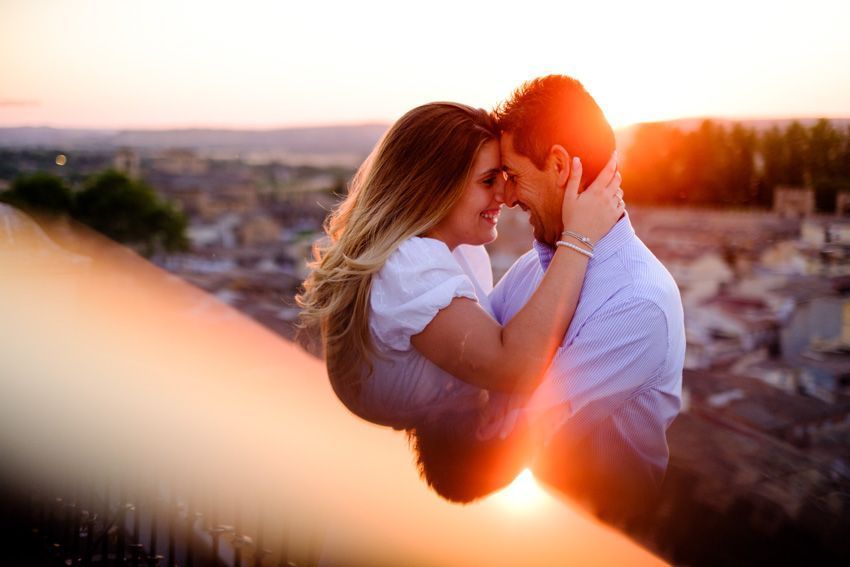 fotos de preboda en Toledo, puesta de sol en Toledo, preboda en ciudad, ruben Mejias fotografo, fotografo de bodas Toledo