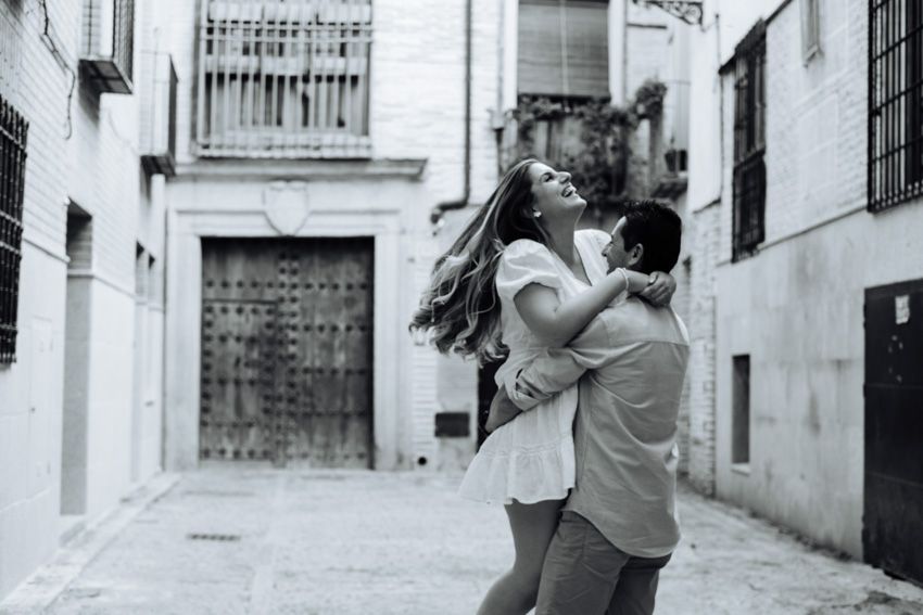 fotos de preboda en Toledo, puesta de sol en Toledo, preboda en ciudad, ruben Mejias fotografo, fotografo de bodas Toledo