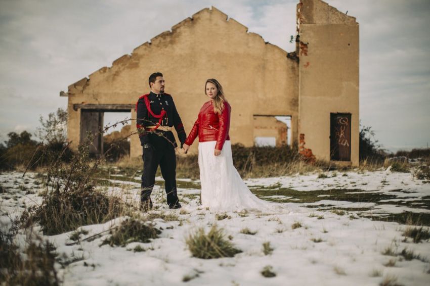 postboda en la nieve, postboda en invierno, postbodas con frio, ruben mejias fotografo de bodas