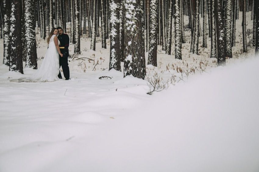 postboda en la nieve, postboda en invierno, postbodas con frio, ruben mejias fotografo de bodas
