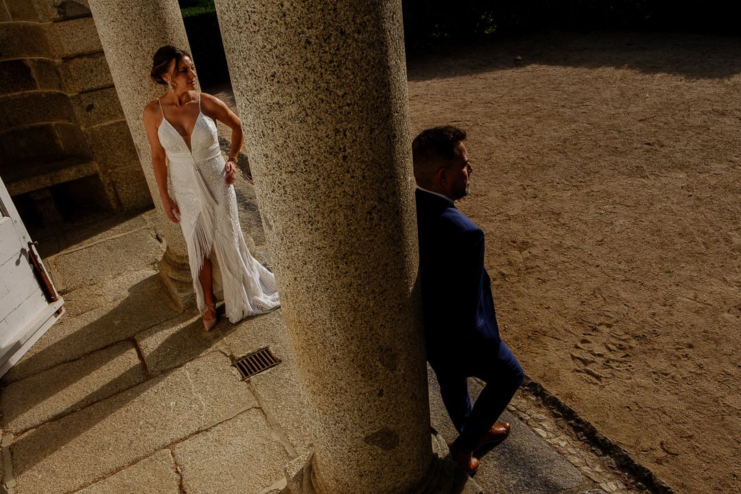 Novios disfrutando del paisaje de Madrid – Rubén Mejías Fotógrafo